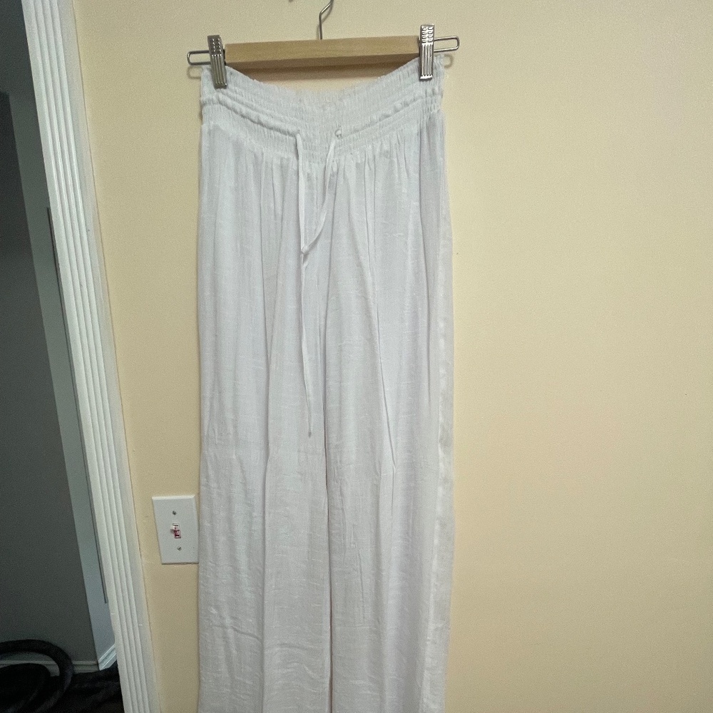 Lined never worn Beach Pants